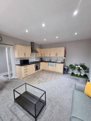 Lovely & Peaceful 2 bedroom home with en-suite, Leith, Edinburgh